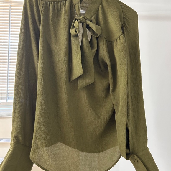RW&CO blouse - Picture 2 of 3
